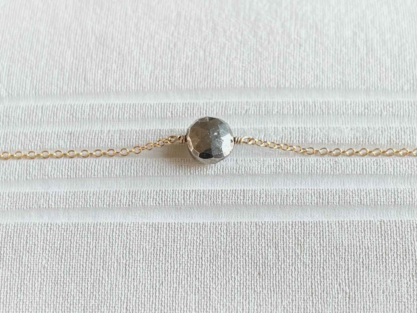 SHINE | 14k gold filled bracelet with Pyrite